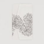 金封袱紗『ONE TONE』（菊白)