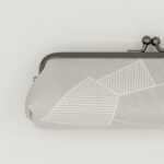 がま口ペンケース『ONE TONE』(氷割グレー)