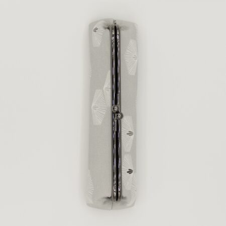 がま口ペンケース『ONE TONE』(松グレー)