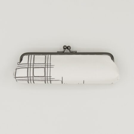 がま口ペンケース『ONE TONE』(格子白)