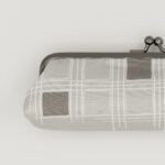 がま口ペンケース『ONE TONE』(格子グレー)