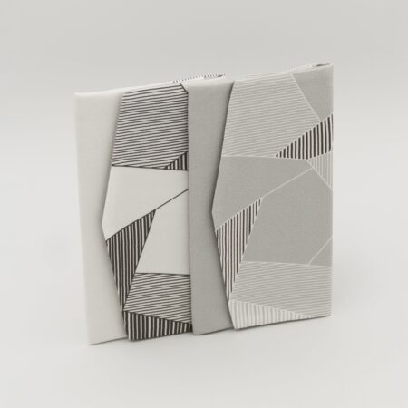 念珠入れ『ONE TONE』（氷割グレー)