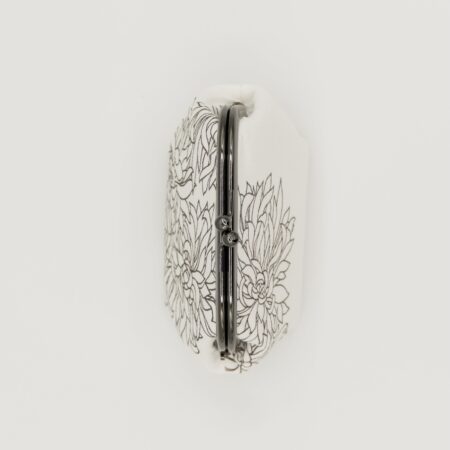 がま口ポーチ『ONE TONE』(菊白)