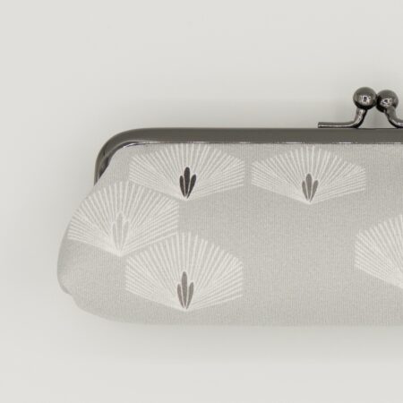 がま口ペンケース『ONE TONE』(松グレー)