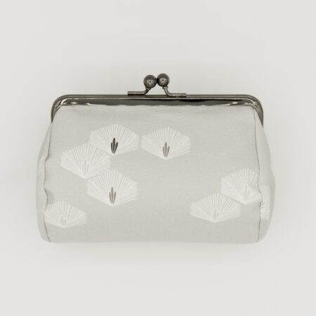 たわら型がま口ポーチ『ONE TONE』（松グレー）