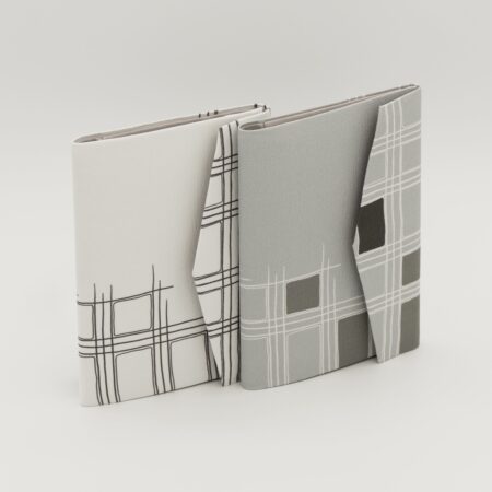 お薬手帳ケース『ONE TONE』(格子白)