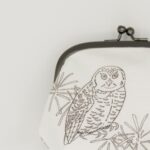 がま口ポーチ『ONE TONE』(ふくろう白)