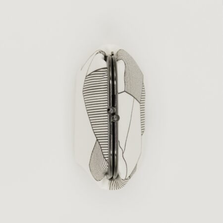 がま口ポーチ『ONE TONE』(氷割白)