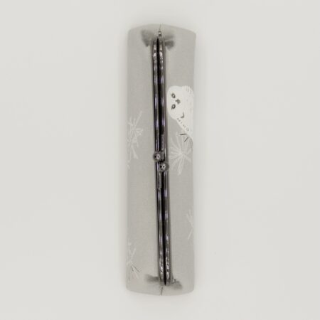 がま口ペンケース『ONE TONE』(ふくろうグレー)