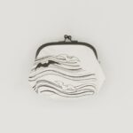 がま口ポーチ『ONE TONE』(こうもり白)