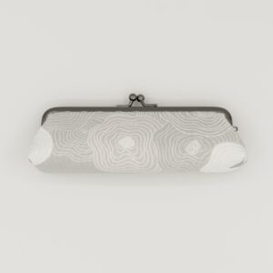 がま口ペンケース『ONE TONE』(椿グレー)