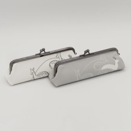 がま口ペンケース『ONE TONE』(鹿白)