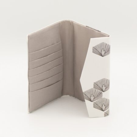 お薬手帳ケース『ONE TONE』(松白)