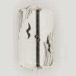 たわら型がま口ポーチ『ONE TONE』（こうもり白)