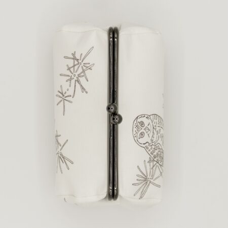 たわら型がま口ポーチ『ONE TONE』（ふくろう白)