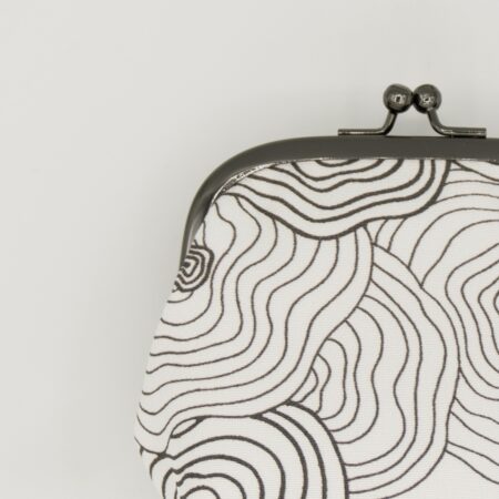 がま口ポーチ『ONE TONE』(椿白)