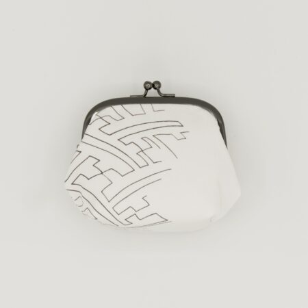 がま口ポーチ『ONE TONE』(紗綾型白)