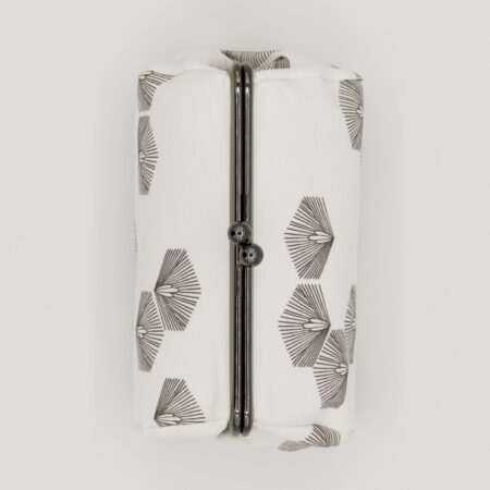 たわら型がま口ポーチ『ONE TONE』（松白）