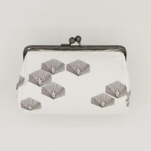 たわら型がま口ポーチ『ONE TONE』(松白)