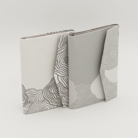 お薬手帳ケース『ONE TONE』(椿白)