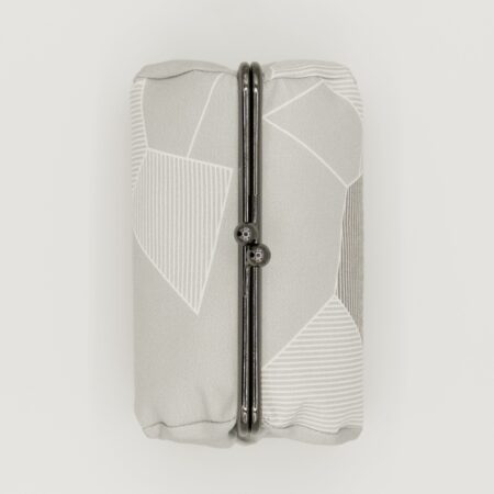 たわら型がま口ポーチ『ONE TONE』（氷割グレー）