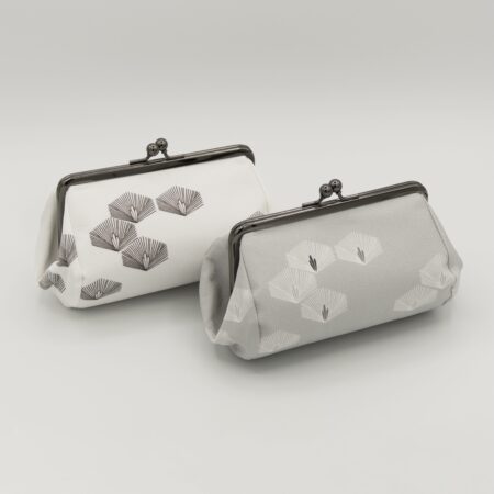 たわら型がま口ポーチ『ONE TONE』（松白）