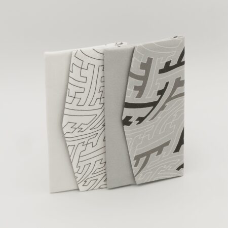 念珠入れ『ONE TONE』（紗綾型グレー)