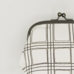 がま口ポーチ『ONE TONE』(格子白)