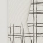 お薬手帳ケース『ONE TONE』(格子白)